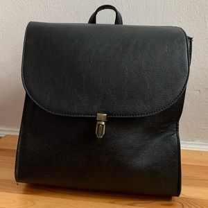Square vintage black leather backpack